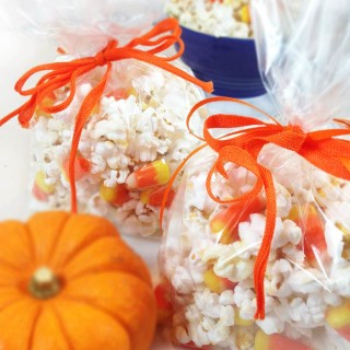 Candy Corn Kettle Corn: sweet, festive fall treat. 5 minutes. For lunch boxes and class parties. Delight kettle corn and candy corn lovers of all ages.