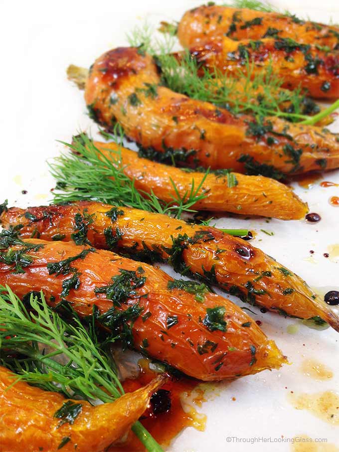 Honey Roasted Carrots & Fresh Dill. Roasted carrots with olive oil, sea salt & honey. Fresh dill. Delicious and gourmet side. So easy.