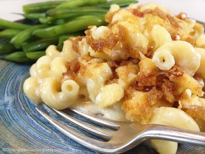 mac and cheese with green beans on the side