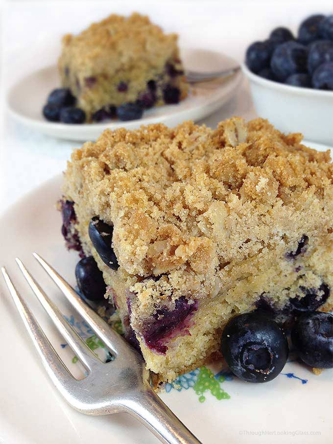 Healthier Oatmeal Streusel Blueberry Breakfast Cake