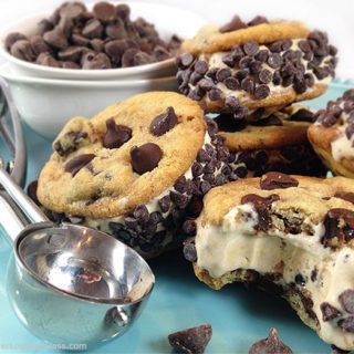 If you love chocolate and coffee, you'll love these Mini Mocha Chocolate Chip Ice Cream Cookie Sandwiches.
