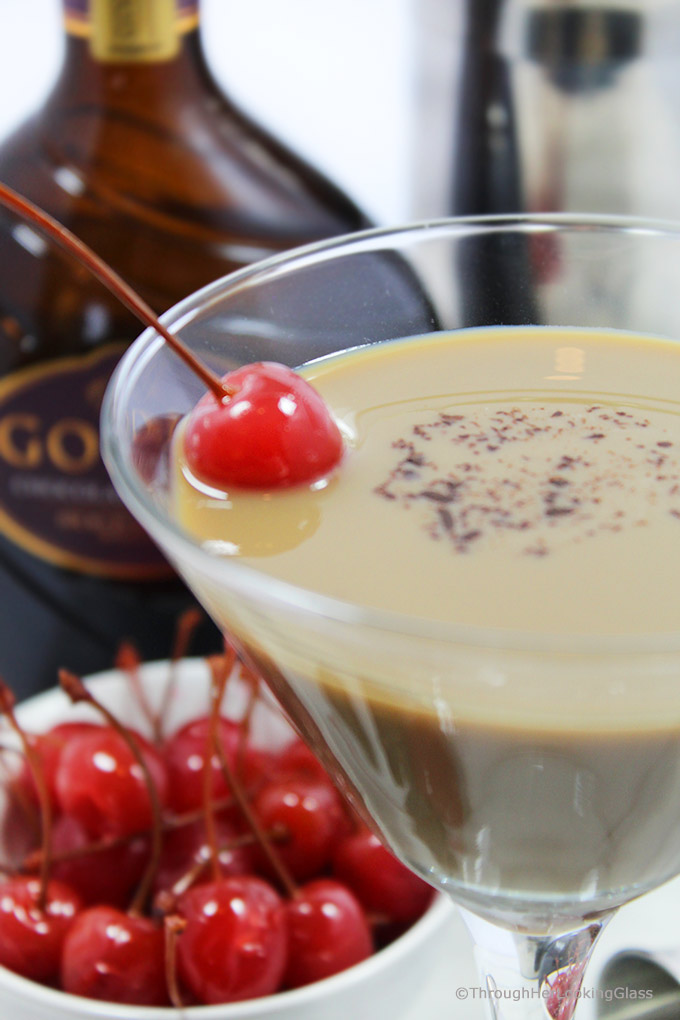 Sweet, creamy and chocolate. That's all you need to know about this Godiva Chocolate Martini recipe. It uses Godiva chocolate liqueur, creme de cacao and Stoli vanilla vodka.