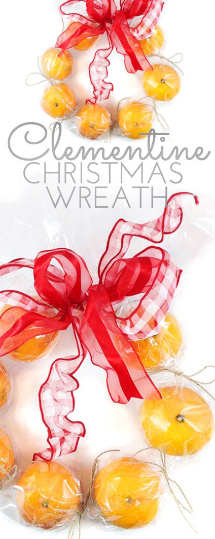 Festive, easy Christmas gift. This DIY Clementine Wreath will be a big hit this Christmas season.