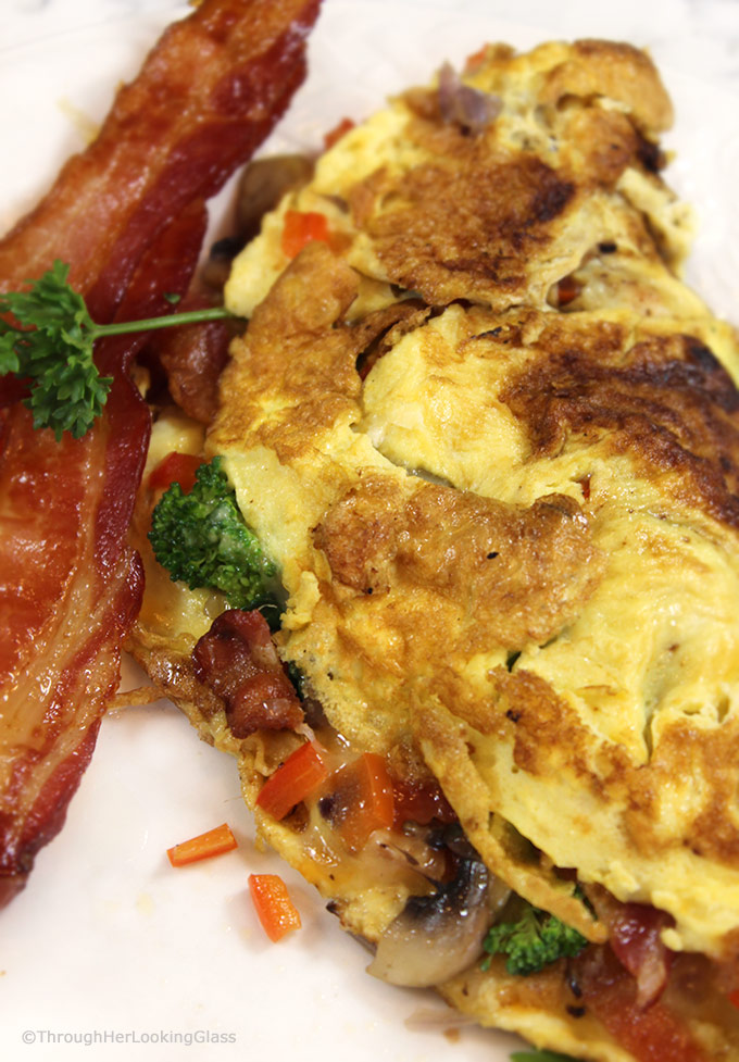 How To Make the Perfect Omelette! If you love ordering a classic omelette out but are intimidated by the process at home, this is for you! Omelettes are a super easy, protein-filled and nutritious meal for any time of day.